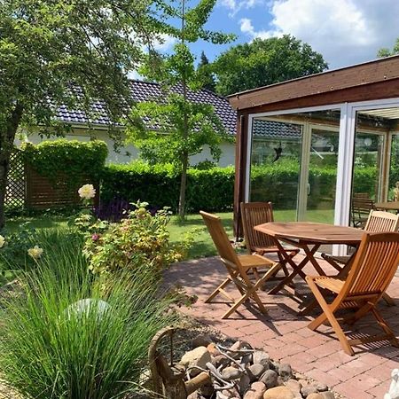 Ferienhaus In Absoluter Seenaehe Fuer 4 Personen Arendsee  Buitenkant foto
